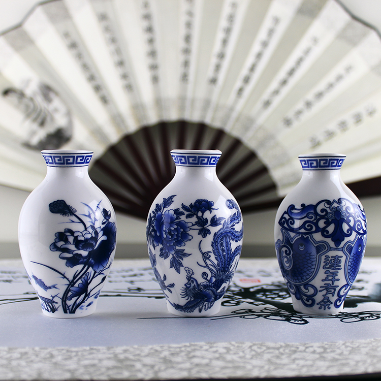 Porcelain Vase Fridge Magnet