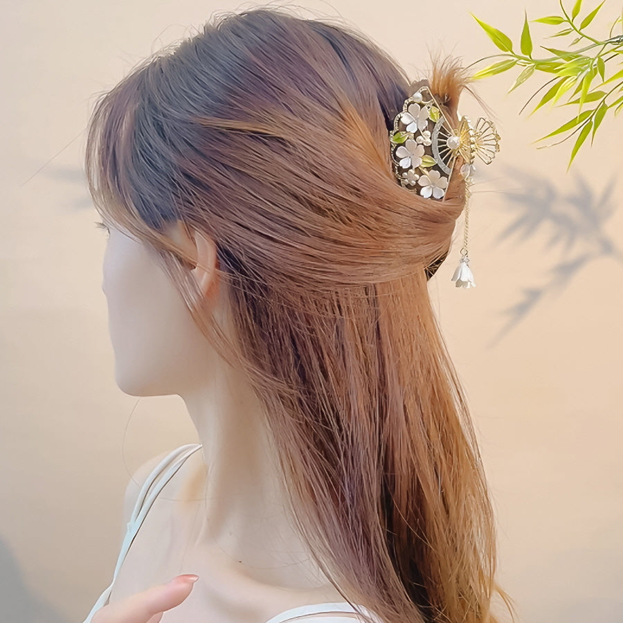 Radiant Half-Up Fan Hair Clip
