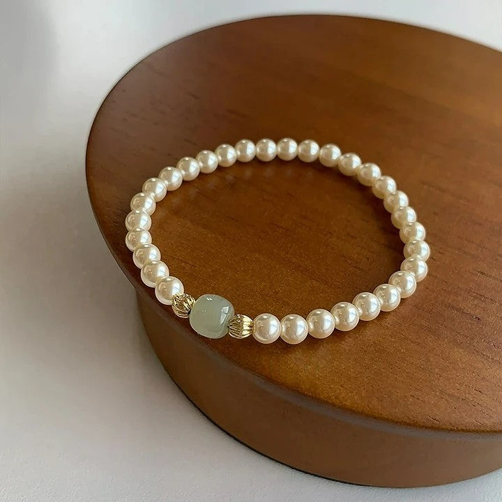Jade Radiant Pearl Bracelet
