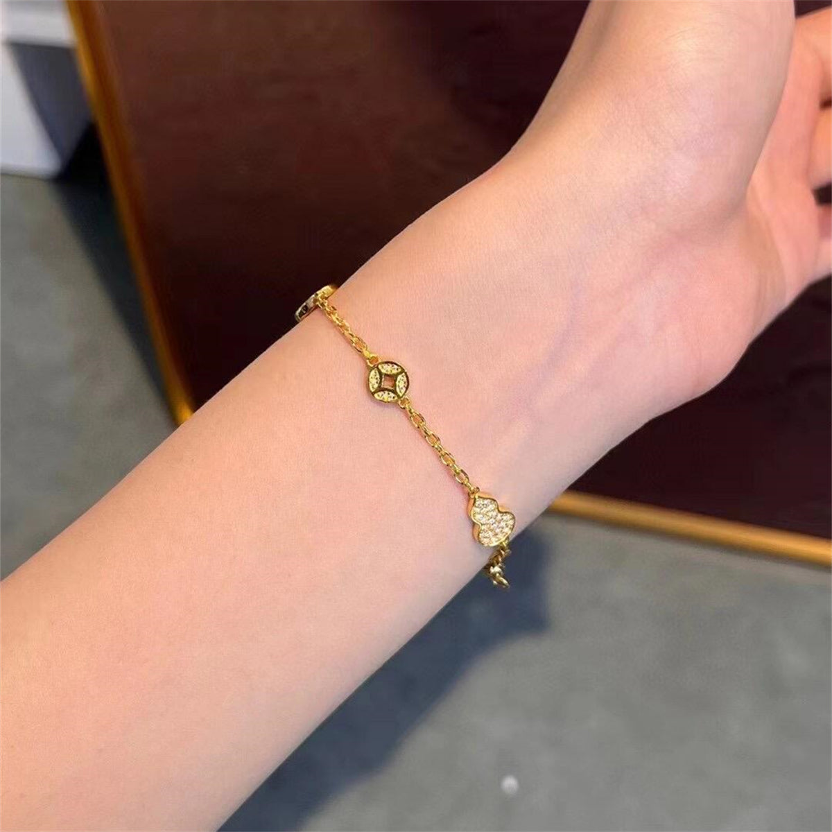 Openwork Gourd Coin Bracelet