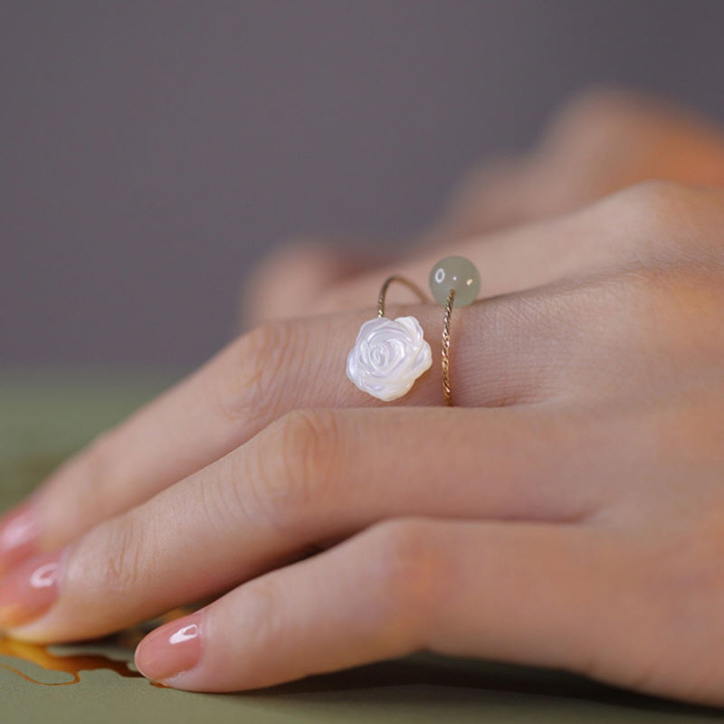 White Rose Jade Wrapping Ring