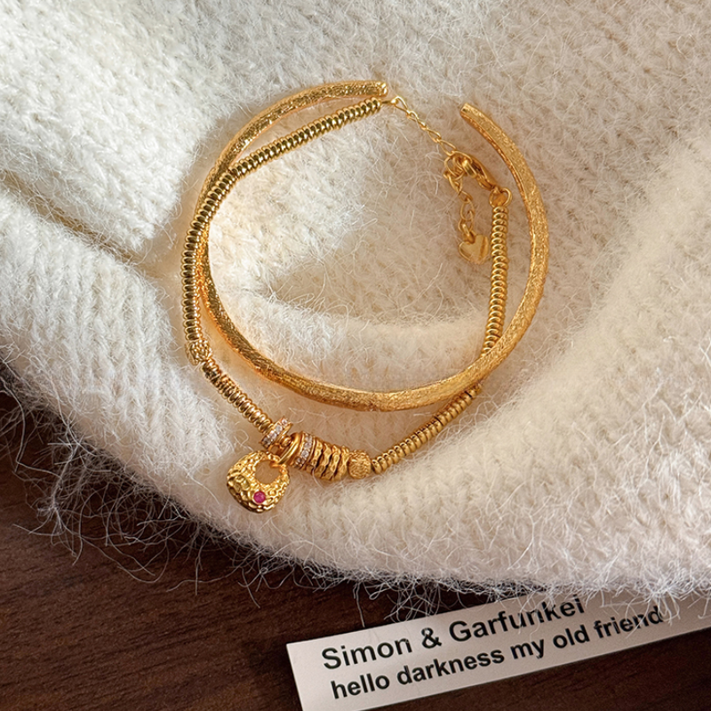 Ancient Gold Lucky Bag Bracelet