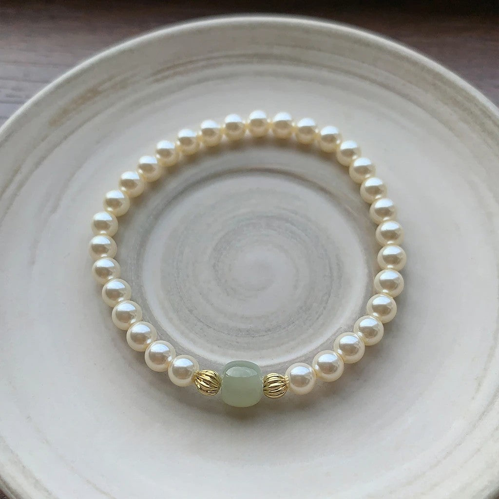 Jade Radiant Pearl Bracelet