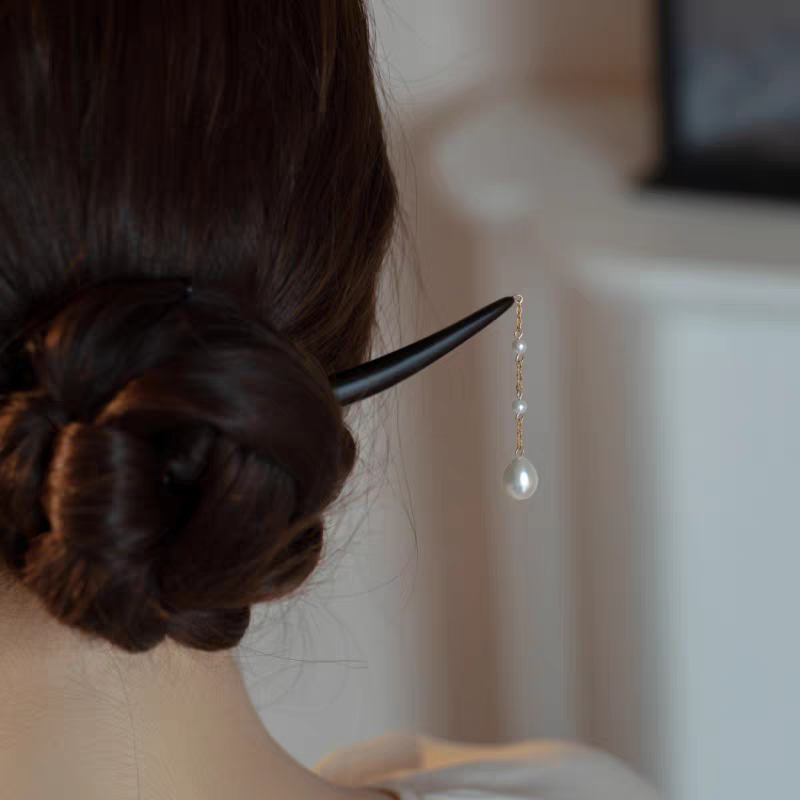 Pearl Essence Ebony Hairpin