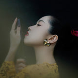 Folding Moon Night Earrings