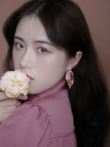 Petal-Blush Marbled Earrings