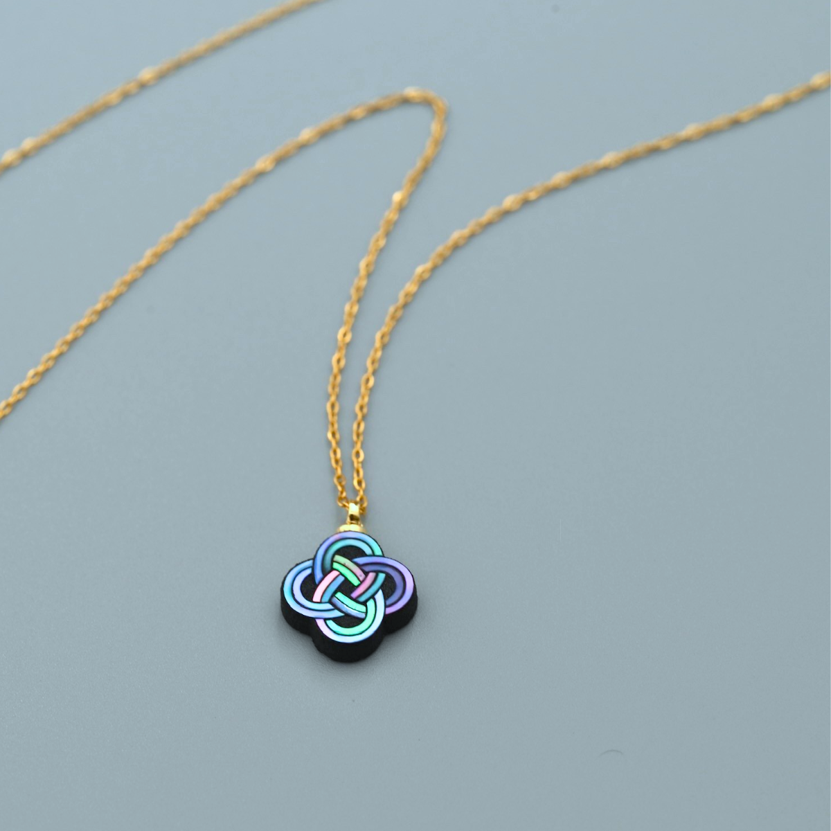 Concentric Knot Shell Necklace