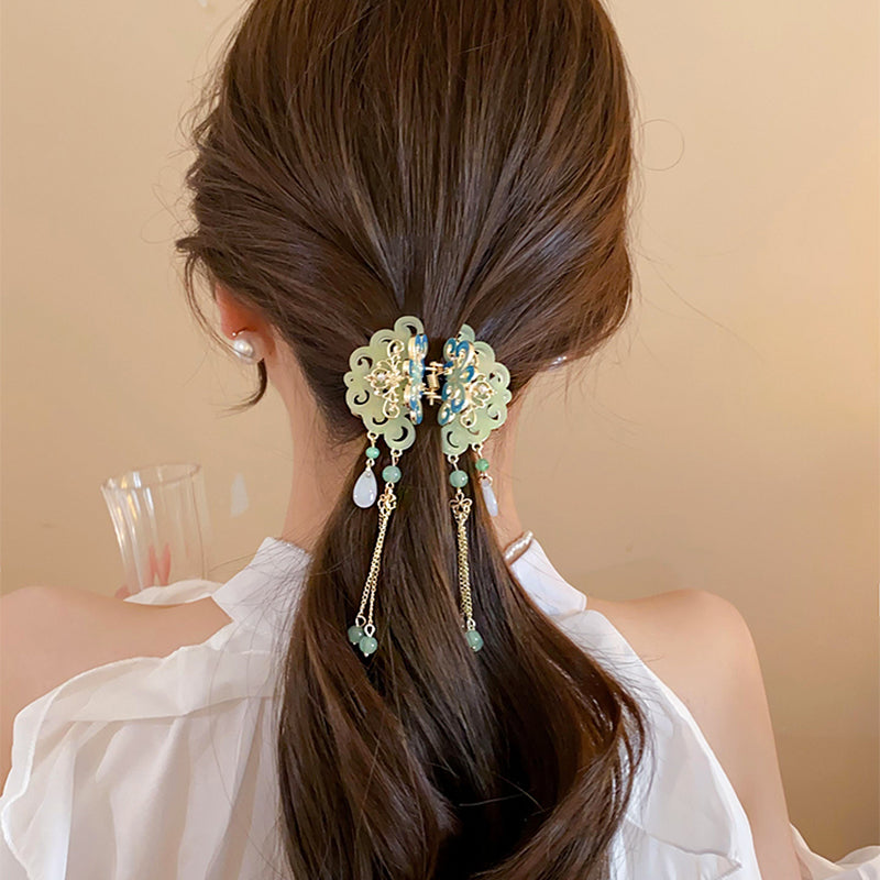 Cloud Palace Hair Claw