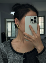 Gilded Bamboo Tassel Black Earrings