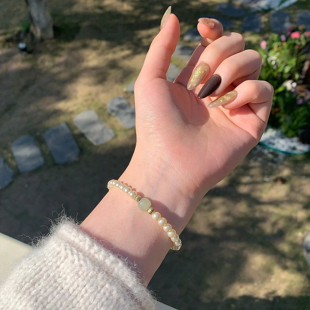 Jade Radiant Pearl Bracelet
