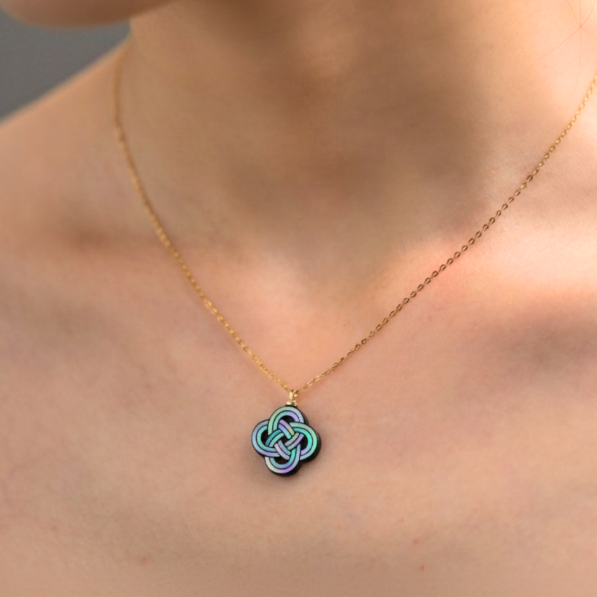 Concentric Knot Shell Necklace