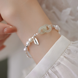 Interlocking Jade Pearl Bracelet