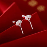 Elegant Fan Motif Earrings